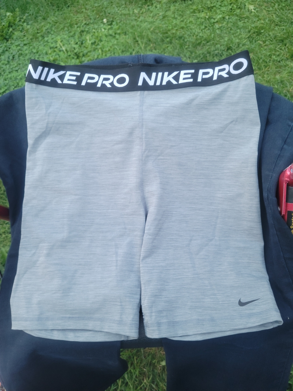 Women Sz L Nike Light Gray Pro Kids Compression Shorts